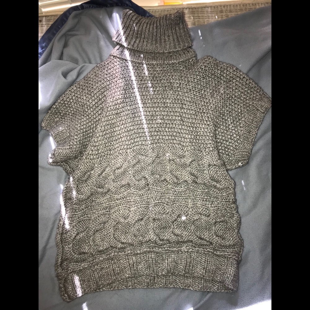 Grey sweater